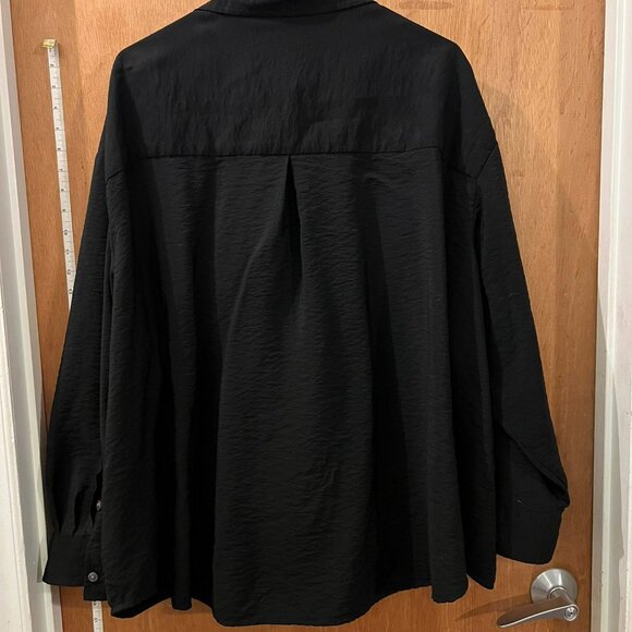Size 4X(28/30W) - Terra & Sky - Black Roll Sleeve Blouse - Cross Over Front - Picture 6 of 8